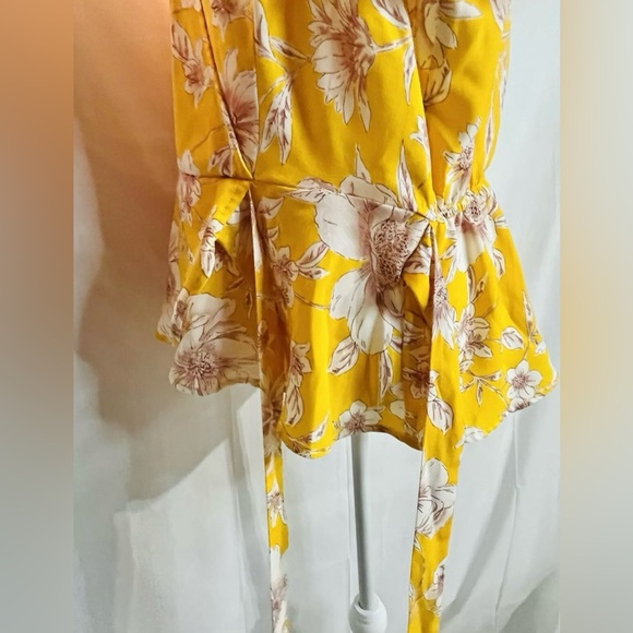 Meraki Woman's Yellow Floral V-Neck Short Sleeve Waist Tie Blouse Size XL NWT - Picture 9 of 14